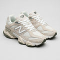New Balance 9060 - Beige / Blanco