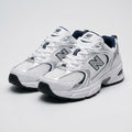 New Balance 530 - Blanco / Plata