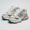 New Balance 9060 - Blanco / Azul marino