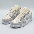 Air Jordan 1 Low - Beige / Gris