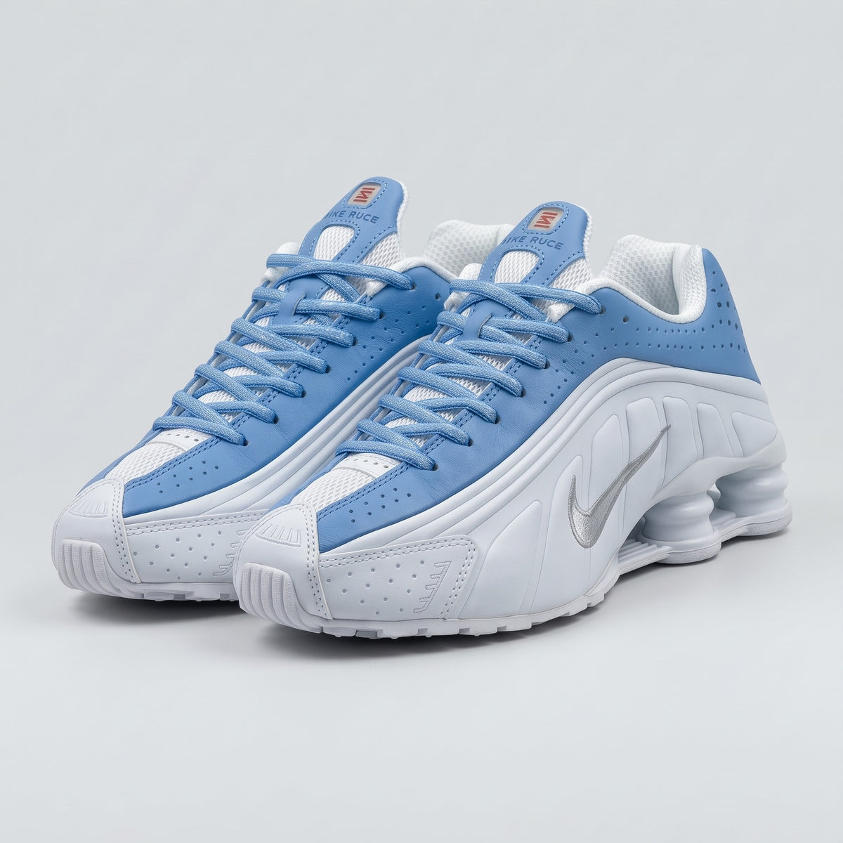 Nike Shox R4 - Blanco / Azul